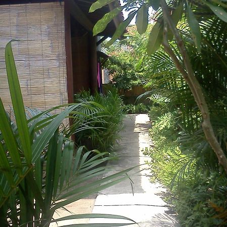 Alexyane Paradise Bungalow Gili Trawangan Exterior foto